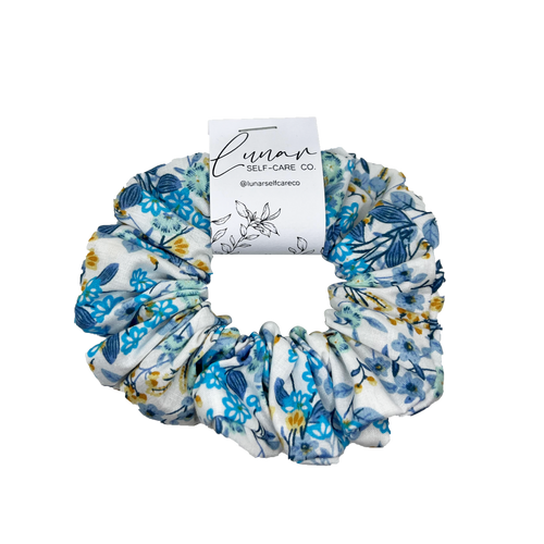 BLUE FLOWER SCRUNCHIE