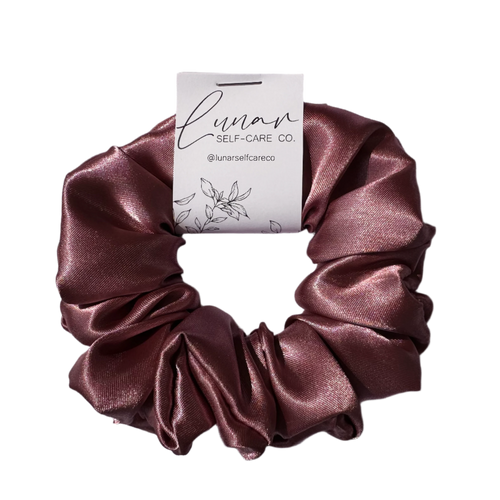 BLUSH PINK SATIN SCRUNCHIE